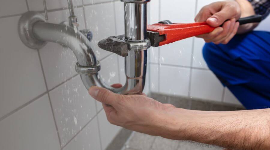 Professional expert plumbing services in Redding, IA